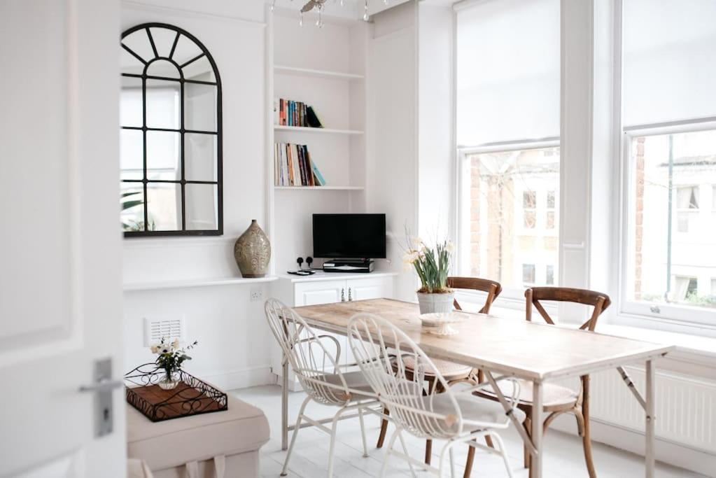 3 Bedroom House In Kew Gardens Ричмънд Екстериор снимка