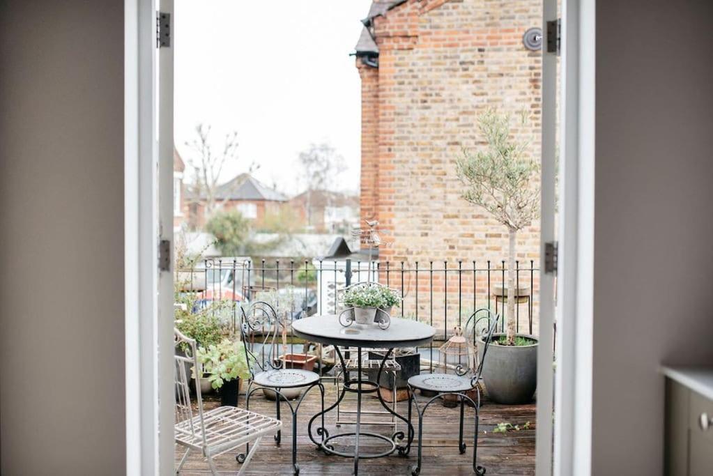 3 Bedroom House In Kew Gardens Ричмънд Екстериор снимка